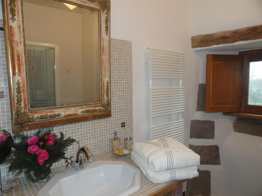 Manoir De La Branche Bed & Breakfast Maen Roch Exterior foto