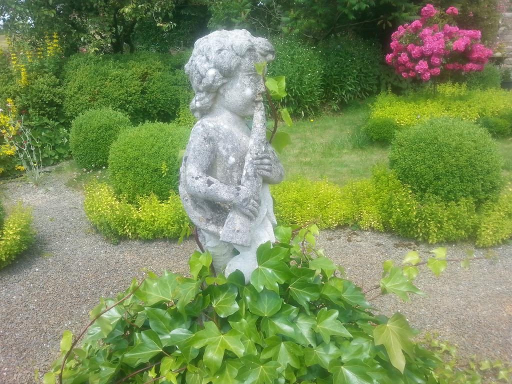 Manoir De La Branche Bed & Breakfast Maen Roch Exterior foto