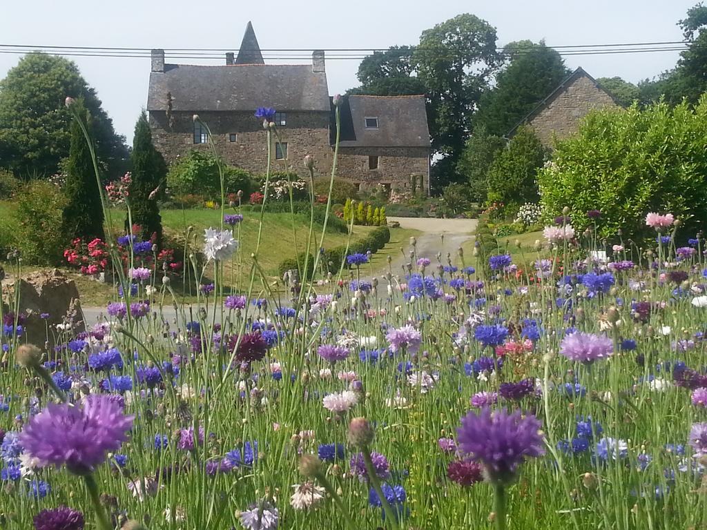 Manoir De La Branche Bed & Breakfast Maen Roch Exterior foto