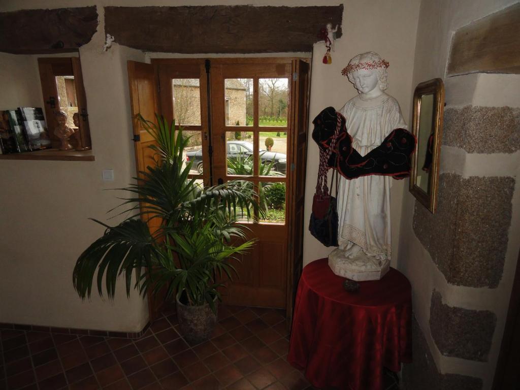 Manoir De La Branche Bed & Breakfast Maen Roch Exterior foto