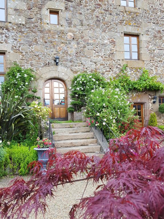 Manoir De La Branche Bed & Breakfast Maen Roch Exterior foto