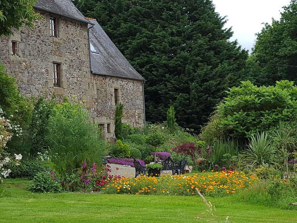 Manoir De La Branche Bed & Breakfast Maen Roch Exterior foto