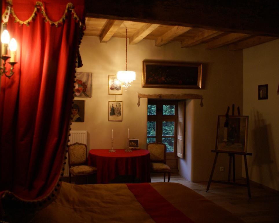 Manoir De La Branche Bed & Breakfast Maen Roch Exterior foto