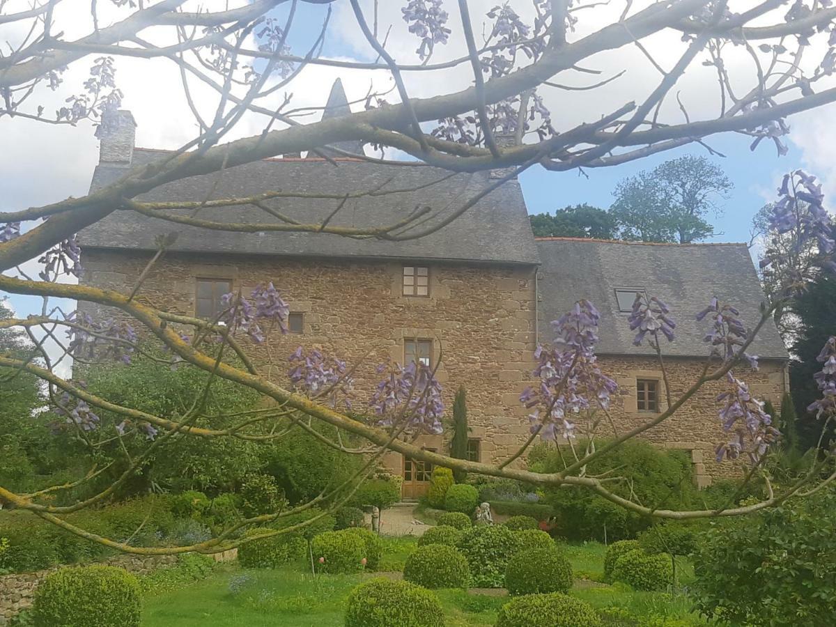 Manoir De La Branche Bed & Breakfast Maen Roch Exterior foto
